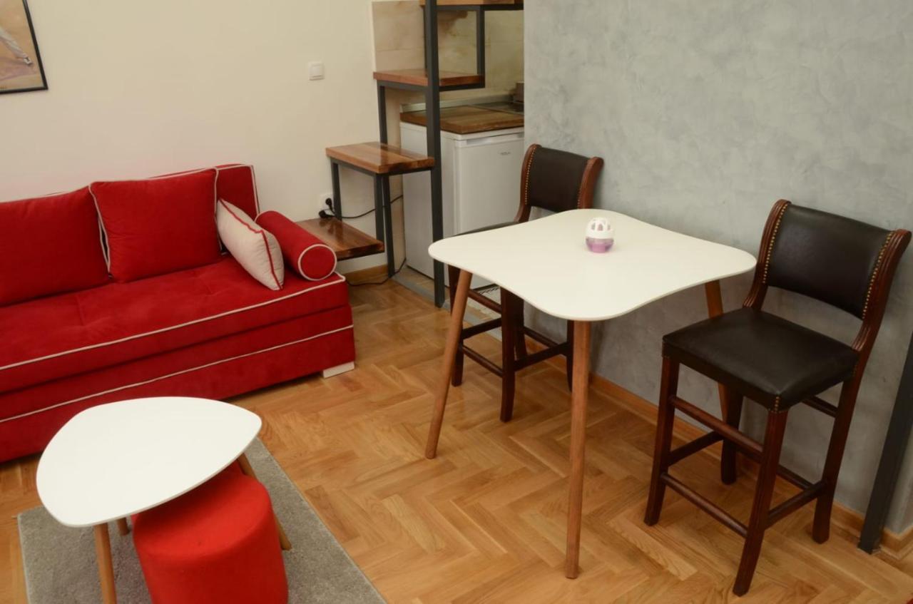 Apartman Djura Βελιγράδι Εξωτερικό φωτογραφία